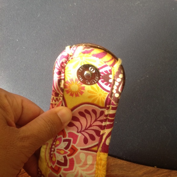 Vera Bradley Tiki Clutch - Picture 4 of 5